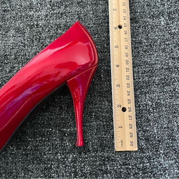 Stuart Weitzman Linda Pump Red Quasar Patent Leather Peep Toe Shiny Women’s 9.5 - Picture 7 of 9